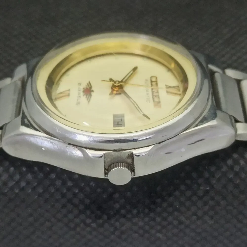 Vintage 1983 Citizen Automatic Men’s Silver Watch W/DayDate & Gold Accents